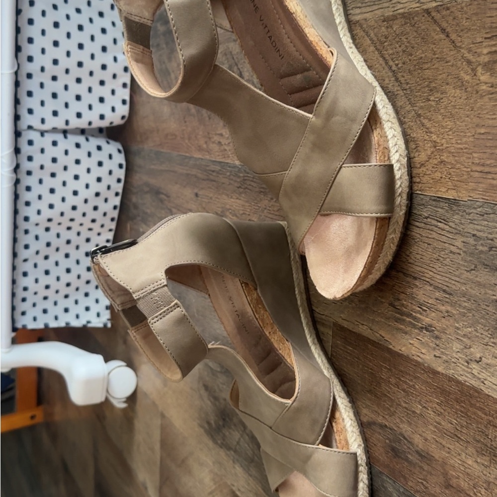 Women's Tan Sandals